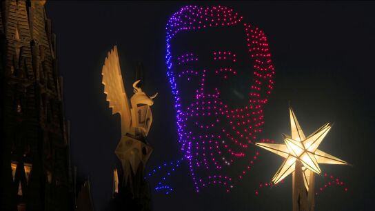 Espect&aacute;culo Sagrada Familia