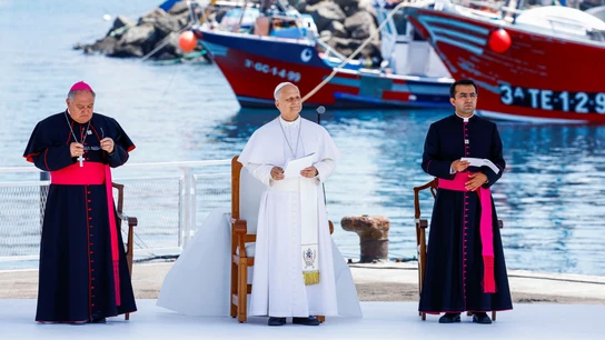 El papa León XIV llega al puerto de Arguineguín para reunirse con organizaciones que trabajan con migrantes El papa León XIV llega al puerto de Arguineguín para reunirse con organizaciones que trabajan con migrantes