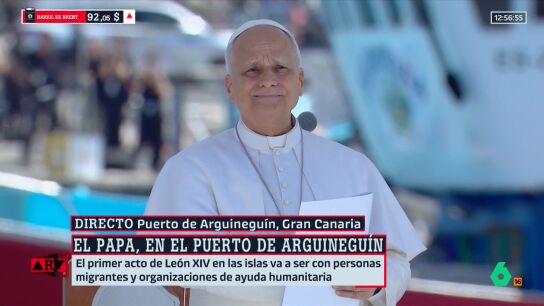 El papa llega al muelle de Arguinegu&iacute;n