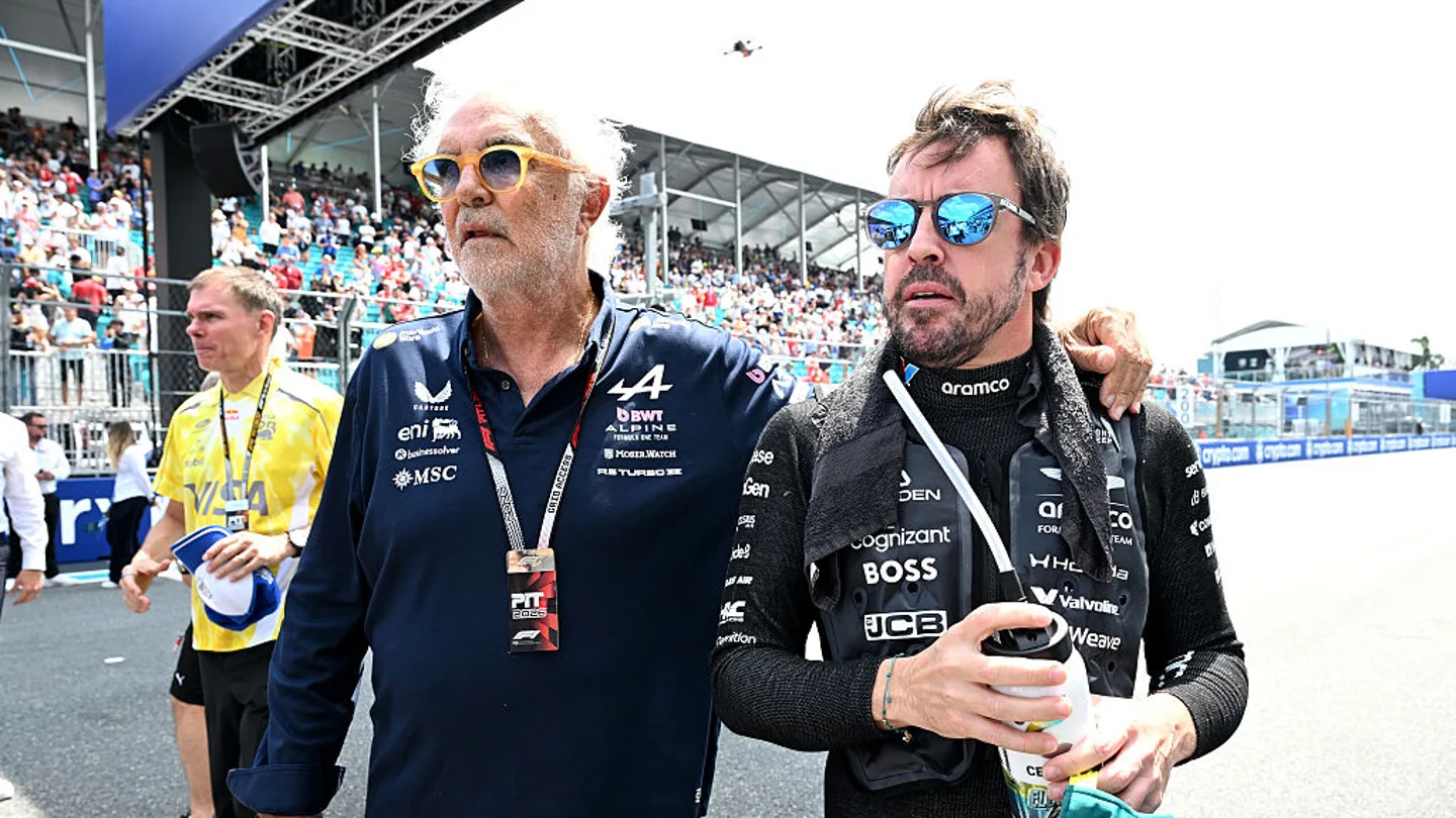 Fernando Alonso junto a Flavio Briatore Fernando Alonso junto a Flavio Briatore