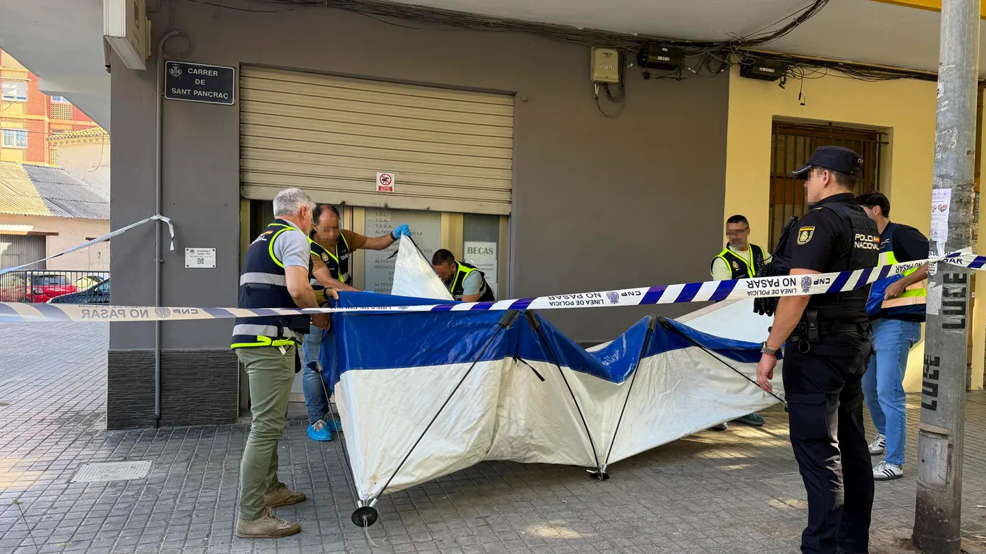 Detenido en Burjassot un joven de 24 años por matar al logopeda de su hijo al sospechar que abusaba de él Detenido en Burjassot un joven de 24 años por matar al logopeda de su hijo al sospechar que abusaba de él