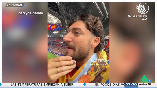 Un malague&ntilde;o se gasta un dineral para ver el primer partido de la Selecci&oacute;n en el Mundial... para verla empatar: "Cara de tonto es poca"