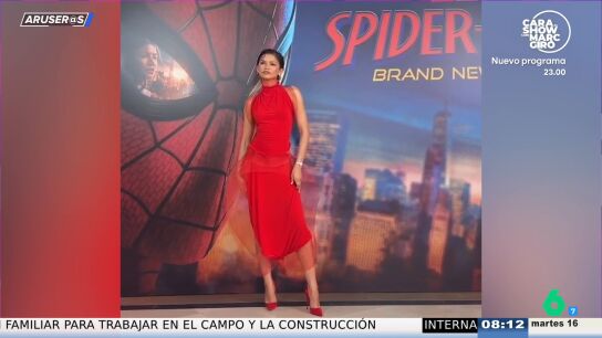 Zendaya eclipsa Madrid posando con Tom Holland y luciendo un vestido rojo de firma espa&ntilde;ola