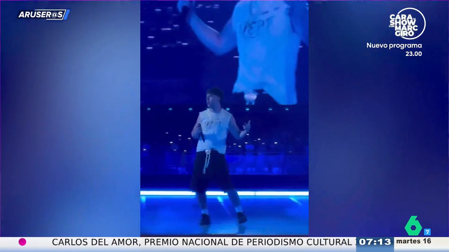 Quevedo aparece en el último concierto de Bad Bunny en Madrid con Aitana en la grada Quevedo aparece en el último concierto de Bad Bunny en Madrid con Aitana en la grada