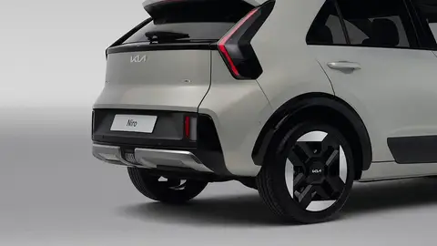 Kia prepara el nuevo Niro 2027 con una decisión radical: adiós a las dudas eléctricas y un interior que cambia por completo Kia prepara el nuevo Niro 2027 con una decisión radical: adiós a las dudas eléctricas y un interior que cambia por completo