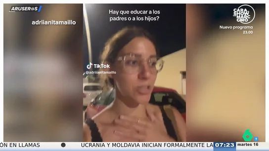 Unos niños lanzan una silla a la mesa de al lado en un restaurante y esta es la reacción de sus padres: "No dijeron ni una palabra" Unos niños lanzan una silla a la mesa de al lado en un restaurante y esta es la reacción de sus padres: "No dijeron ni una palabra"
