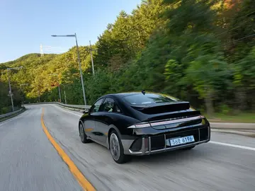 ¿Buscas berlina con personalidad? Hyundai tiene la respuesta, cuesta 30.000 euros, y tiene motor 100% eléctrico ¿Buscas berlina con personalidad? Hyundai tiene la respuesta, cuesta 30.000 euros, y tiene motor 100% eléctrico