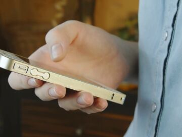 C&oacute;mo dejar tu iPhone a otra persona sin miedo a que revise tus conversaciones