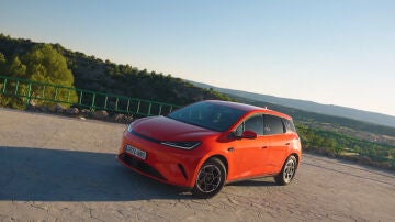 BYD Dolphin 