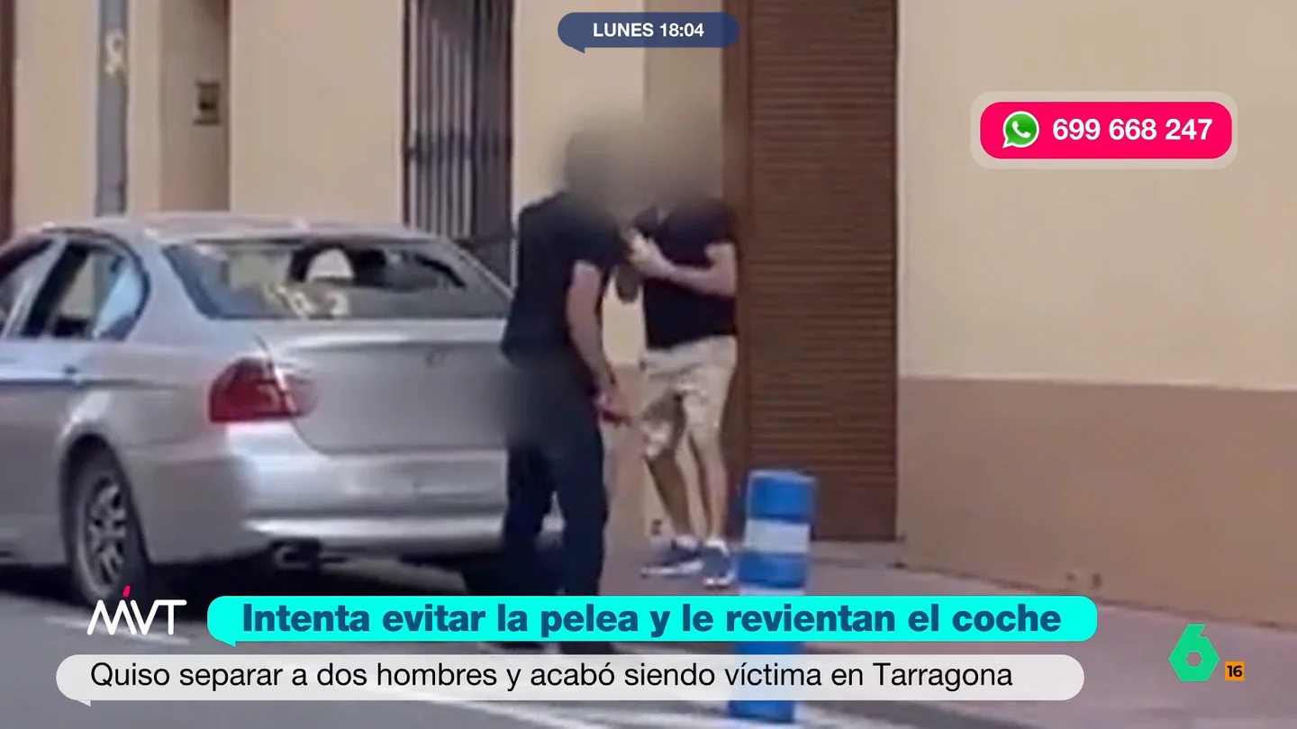 Un hombre intenta mediar en una pelea y le revientan el coche: de martillazos en los cristales a lanzarlo contra otro coche En Sarral, Tarragona, un hombre intentaba mediar en una pelea entre un hombre con un martillo y otro con un cuchillo, para después ver cómo el del martillo destrozaba y lanzaba su coche calle abajo. El autor ya ha sido detenido.