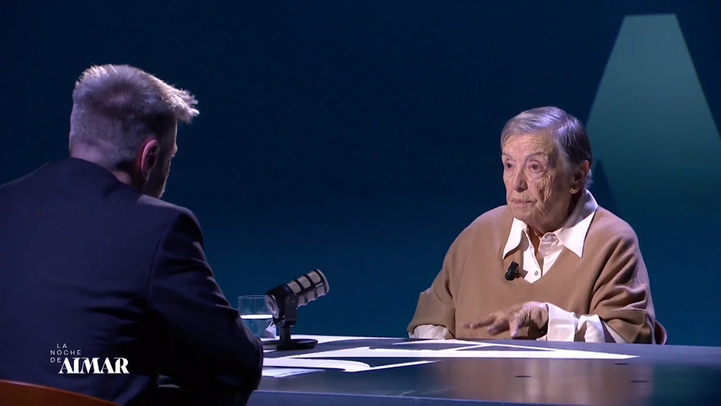 María Galiana explica por qué no se jubila a sus 91 años: "Para los de mi generación trabajar es una cosa buenísima y más si disfrutas" María Galiana explica por qué no se jubila a sus 91 años: "Para los de mi generación trabajar es una cosa buenísima y más si disfrutas"