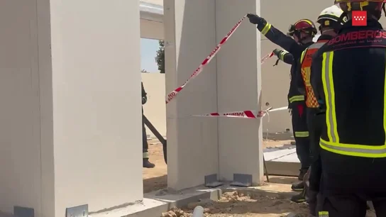 Muere una persona y otra resulta herida al derrumbarse el forjado de una vivienda en obras en San Sebastián de los Reyes Muere una persona y otra resulta herida al derrumbarse el forjado de una vivienda en obras en San Sebastián de los Reyes