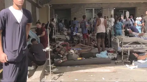 "Tenemos familias durmiendo en las calles": los hospitales venezolanos afrontan el reto de atender entre el caos "Tenemos familias durmiendo en las calles": los hospitales venezolanos afrontan el reto de atender entre el caos