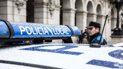 Un coche de la Polic&iacute;a Local de A Coru&ntilde;a, en una imagen de archivo. 