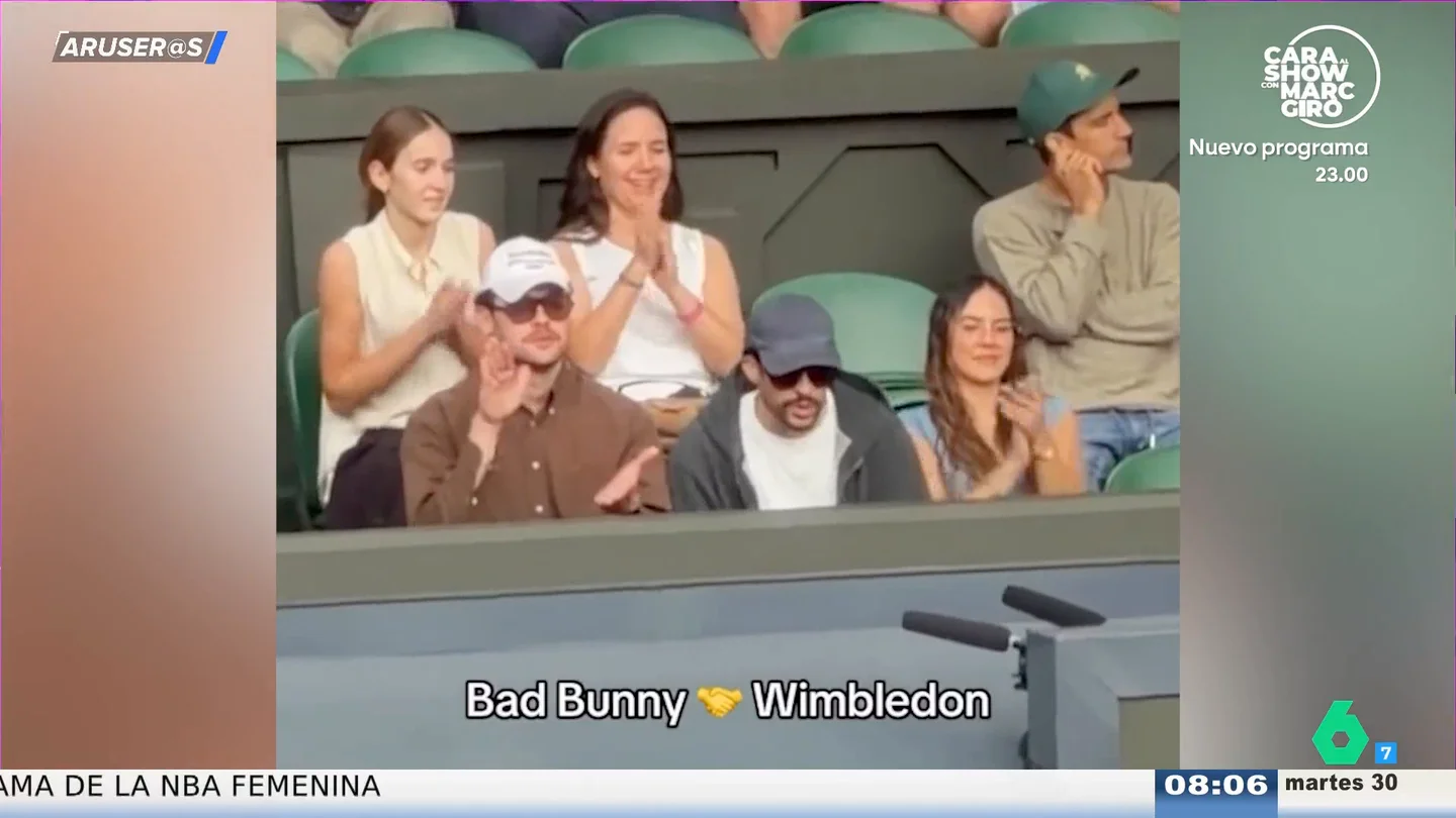 Esta es la posible nueva novia de Bad Bunny: así disfrutó con el cantante del partido de Djokovic en Wimbledon Esta es la posible nueva novia de Bad Bunny: así disfrutó con el cantante del partido de Djokovic en Wimbledon