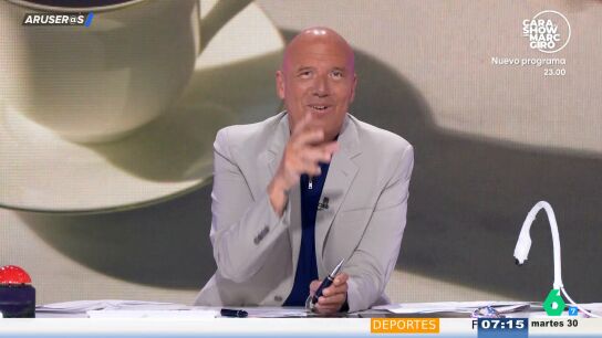 Alfonso Ar&uacute;s bromea con la afici&oacute;n al caf&eacute; de los Aruser@s: "Ten&eacute;is un problema grave"