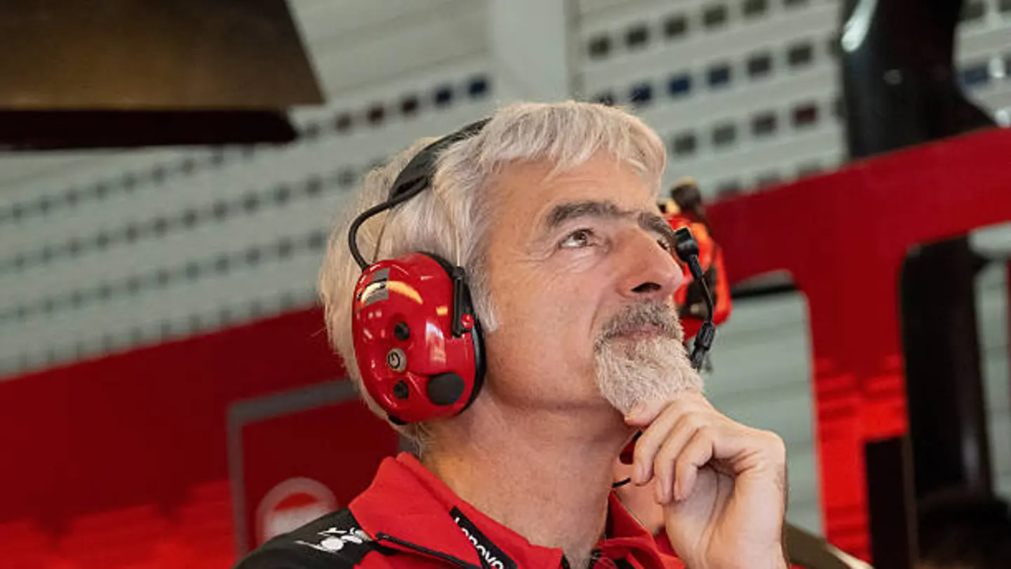 El elogio de Ducati a Marc Márquez tras el GP de Países Bajos: "Una carrera disputada con orgullo" El elogio de Ducati a Marc Márquez tras el GP de Países Bajos: "Una carrera disputada con orgullo"