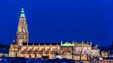 Catedral de Toledo por la noche Catedral de Toledo por la noche