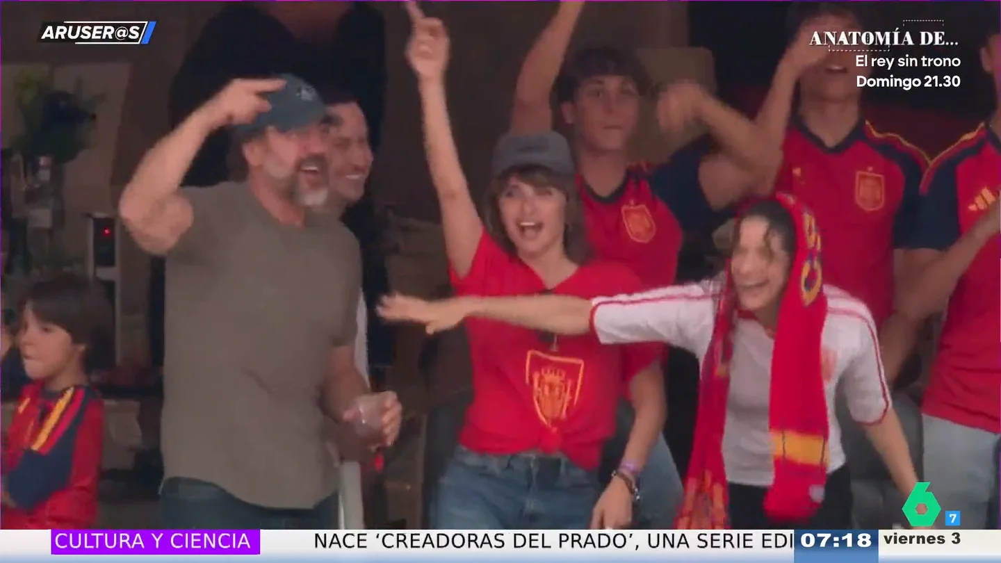 Rosalía, Penélope Cruz y Javier Bardem lo dan todo con la victoria de España contra Austria en el Mundial Rosalía, Penélope Cruz y Javier Bardem lo dan todo con la victoria de España contra Austria en el Mundial