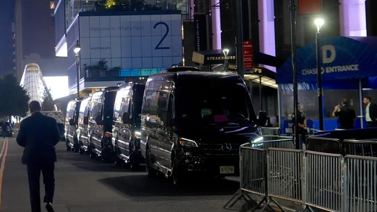 Inmediaciones del Madison Square Garden, antes de la boda de Taylor Swift y Travis Kelce Inmediaciones del Madison Square Garden, antes de la boda de Taylor Swift y Travis Kelce
