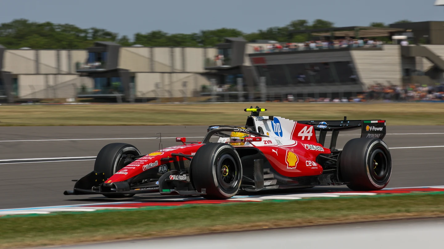 Lewis Hamilton en el GP de Gran Bretaña Lewis Hamilton en el GP de Gran Bretaña