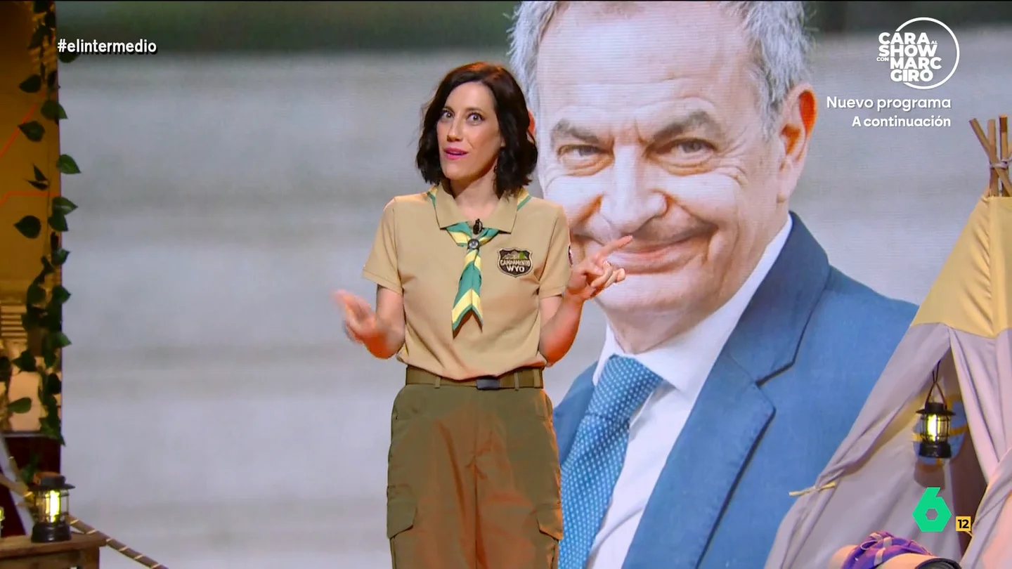 De 'La Perla' de Zapatero al 'Follow the leader' de Rufián: Cristina Gallego pone música al curso político La colaboradora resumía, en este tramo que recuerda 'The very best of El Intermedio', el curso político a través de varias canciones creando, de esta manera, una particular banda sonora.