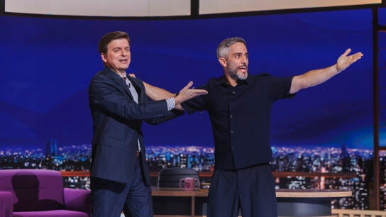 La entrevista completa de Marc Gir&oacute; a Roberto Leal, "el hombre perfecto": "Te van a dar un sill&oacute;n en la RAE"