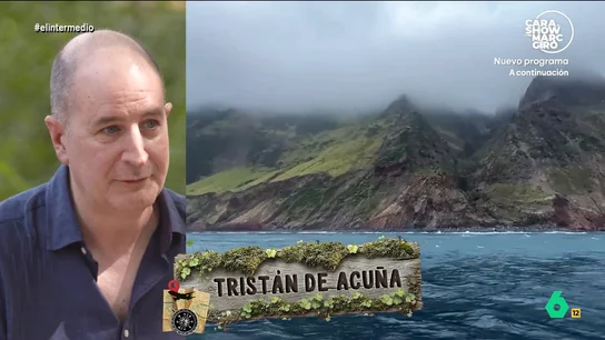 Carlos Lavilla recomendaría a Pedro Sánchez ir de vacaciones a Tristán de Acuña: "Es la isla más a desmano del mundo" Thais Villas entrevistaba a este agente de viajes, conocido gracias a sus vídeos de TikTok en los que comparte, sin filtros, su opinión sobre numerosos destinos vacacionales.