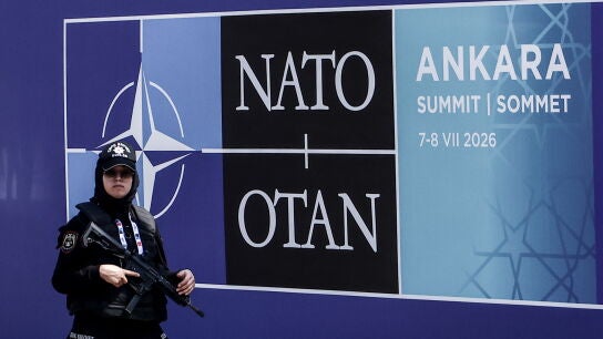 Personal de seguridad en el Complejo Presidencial de Bestepe, antes del Foro de la Industria de Defensa de la Cumbre de la OTAN