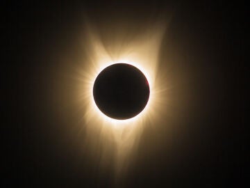 Eclipse solar total