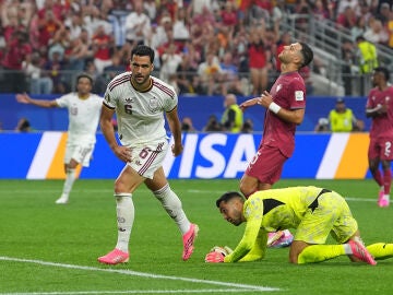Mikel Merino celebra su gol contra Portugal en el Mundial