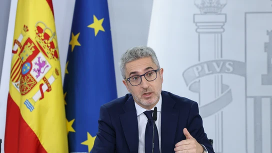El ministro de Hacienda, Arcadi España, durante una rueda de prensa posterior al Consejo de Ministros, en el Palacio de la Moncloa El ministro de Hacienda, Arcadi España, durante una rueda de prensa posterior al Consejo de Ministros, en el Palacio de la Moncloa
