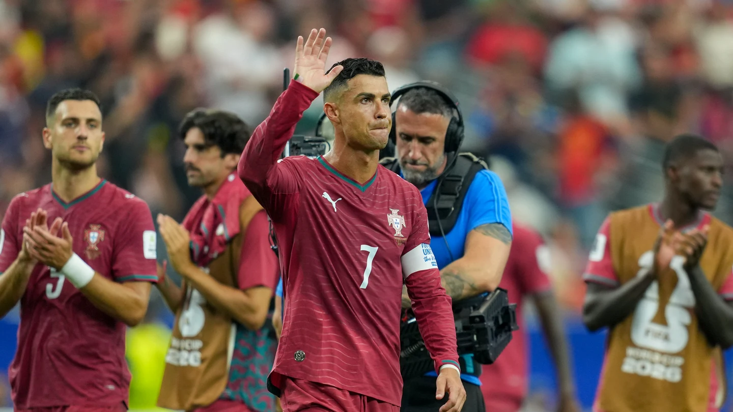 Cristiano Ronaldo Cristiano Ronaldo