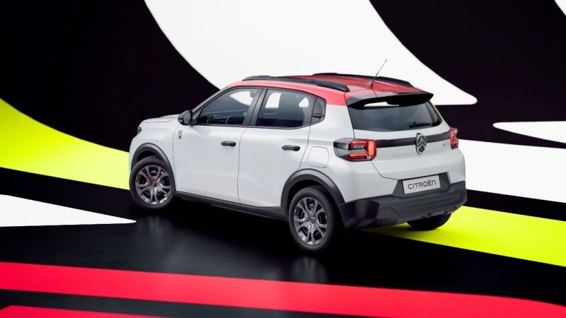 El pequeño eléctrico con look de SUV que además de barato ahora incorpora una nueva versión muy colorida