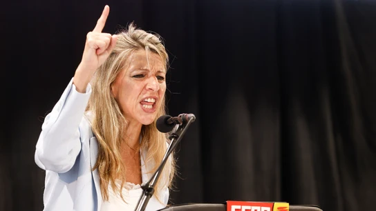 La vicepresidenta segunda y ministra de Trabajo, Yolanda Díaz, durante su intervención el acto de conmemoración este jueves de CCOO La vicepresidenta segunda y ministra de Trabajo, Yolanda Díaz, durante su intervención el acto de conmemoración este jueves de CCOO