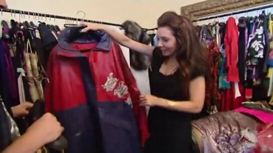 Mariana Nannis confiesa ser "una enferma de la ropa" al ense&ntilde;ar su vestidor, de m&aacute;s de un mill&oacute;n de euros: "Compro los vestidos repetidos"
