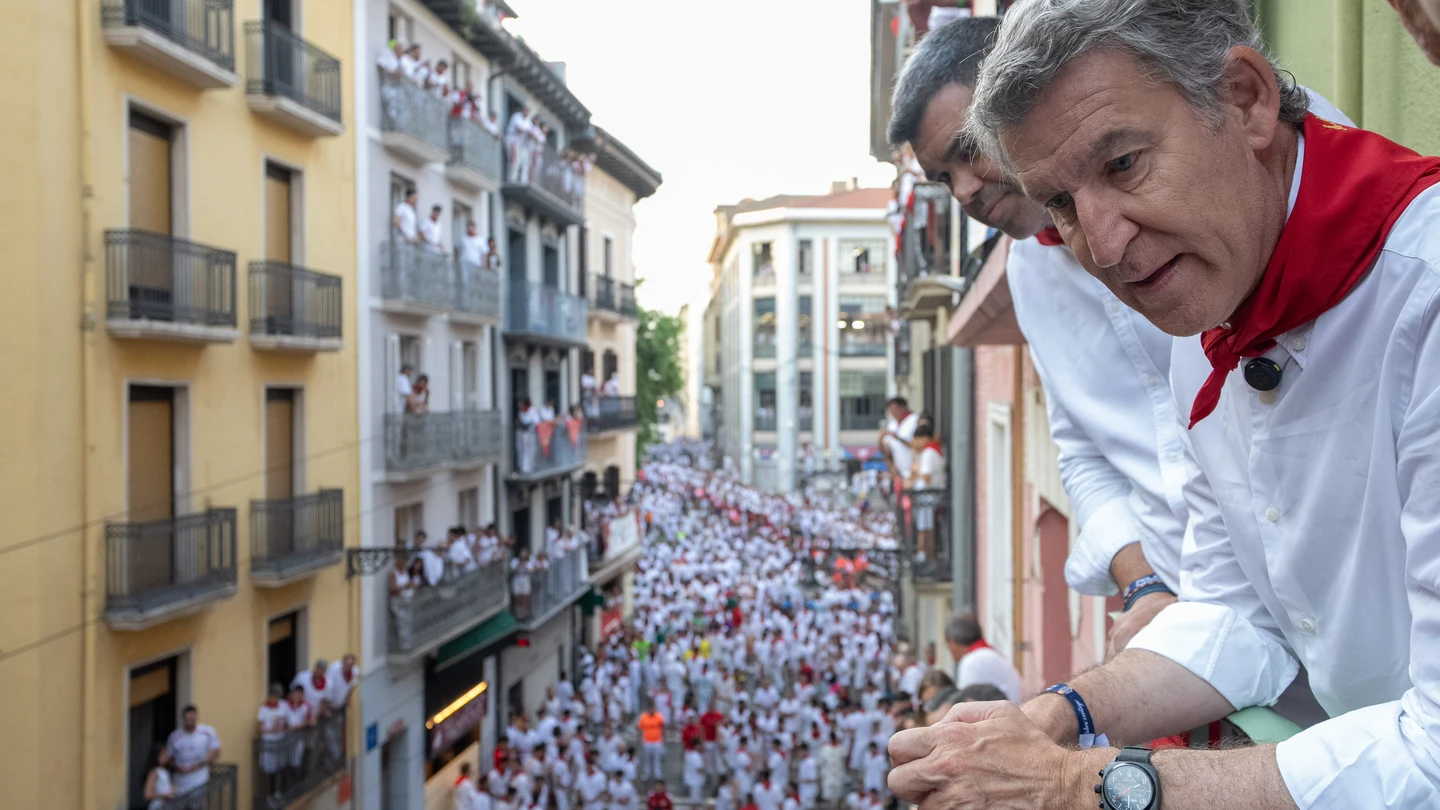 Alberto Núñez Feijóo, durante la tercera jornada de fiestas de Pamplona Alberto Núñez Feijóo, durante la tercera jornada de fiestas de Pamplona