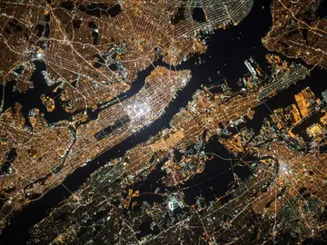 La isla de Manhattan a vista de satélite La isla de Manhattan a vista de satélite
