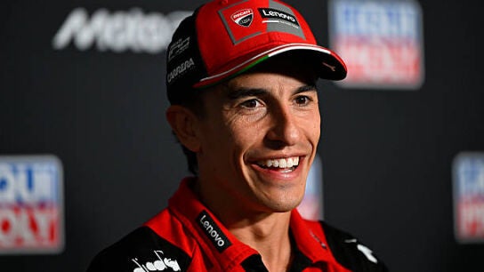 Marc M&aacute;rquez presume del poder&iacute;o de Ducati sobre las Aprilia: "Tenemos la mejor moto"