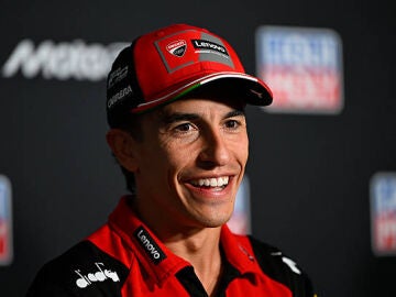Marc M&aacute;rquez presume del poder&iacute;o de Ducati sobre las Aprilia: "Tenemos la mejor moto"