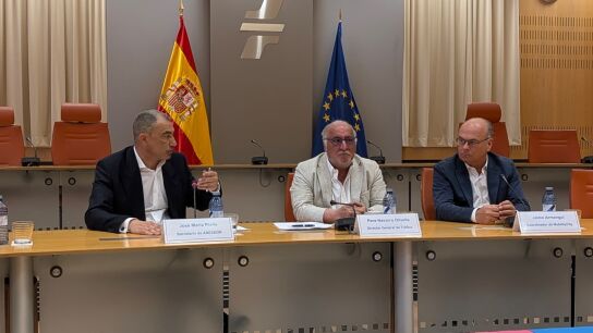 La Guardia Civil acudir&aacute; al lugar cuando un conductor active la baliza V-16