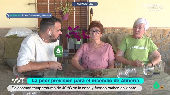 Dos vecinas de Bédar afectadas por el fuego cuentan cómo avisaron a sus vecinos del incendio con las campanas Manoli y Puri tocaron las campanas de la iglesia y, además, llamaron a las puertas de numerosos vecinos para advertirles de que estaba llegando el incendio al pueblo.