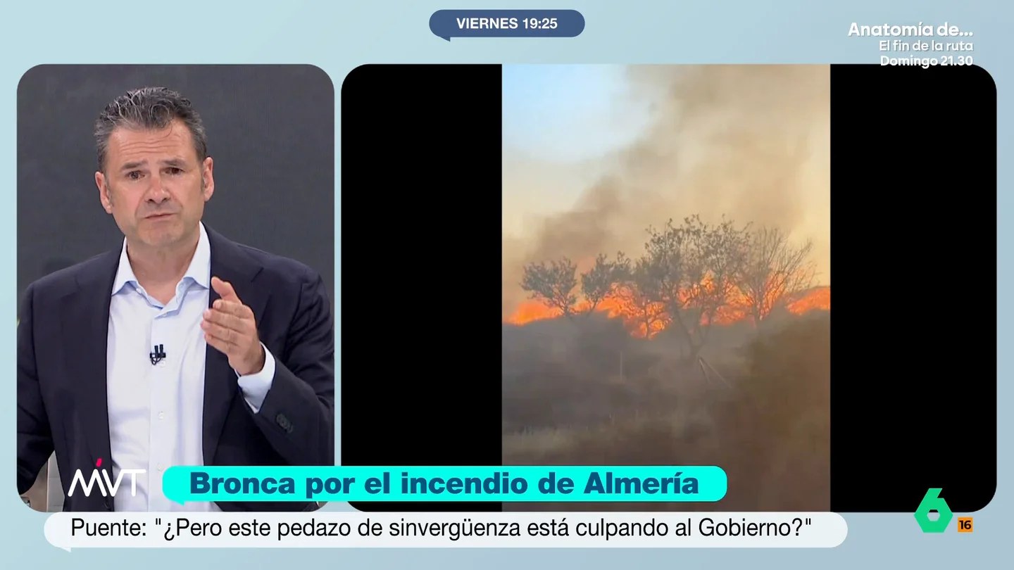 Iñaki López, a Tellado y Puente: "Con el incendio más mortífero del siglo XXI no entiendo que haya tiempo a broncas tan mezquinas" Iñaki López reflexiona tras el cruce de declaraciones entre Tellado y Puente a propósito del incendio de Los Gallardos y expresa su enfado por "esa curiosa costumbre de politizarlo todo, incluso las tragedias".