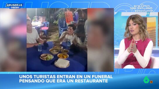 El ins&oacute;lito v&iacute;deo viral de unos turistas que acaban comiendo en un funeral por error