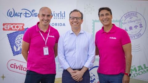Enrique Espinel, Tiago Santos y Andres Spitzer