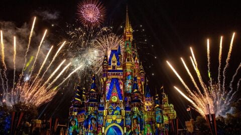 Espectáculo nocturno Happily Ever After en Magic Kingdom