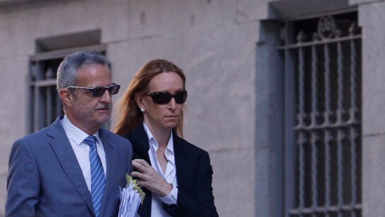 La abogada de Koldo Garc&iacute;a, Leticia de la Hoz, a su llegada a la Audiencia Nacional para declarar este martes como imputada en el caso Leire