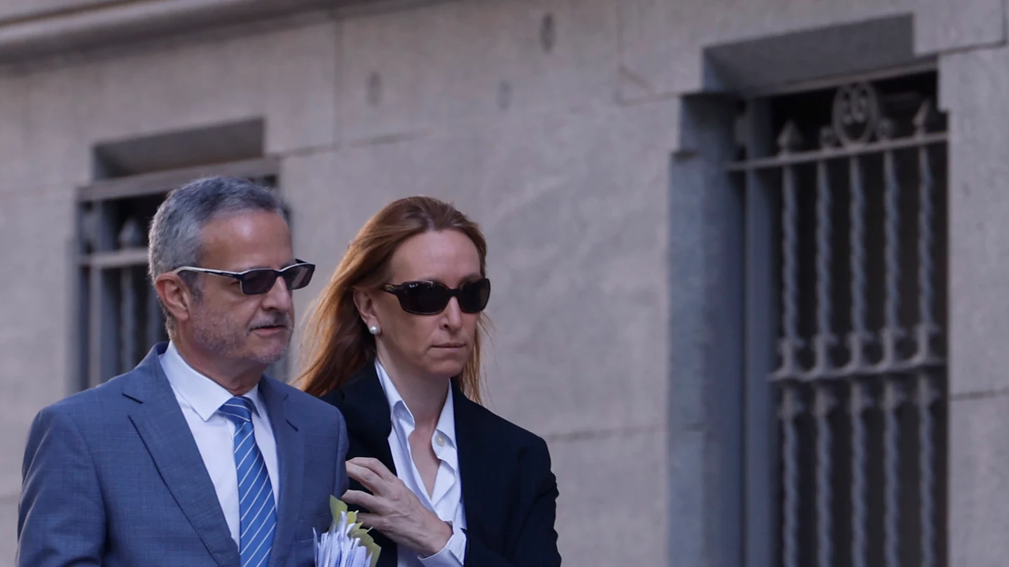 La abogada de Koldo García, Leticia de la Hoz, a su llegada a la Audiencia Nacional para declarar este martes como imputada en el caso Leire La abogada de Koldo García, Leticia de la Hoz, a su llegada a la Audiencia Nacional para declarar este martes como imputada en el caso Leire