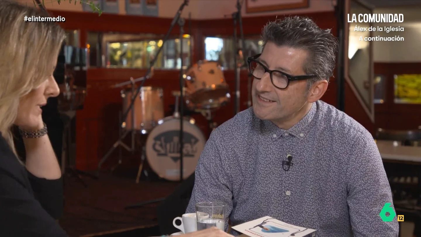El encargado del Café Central, tras cerrar por la gentrificación En esta entrevista que recupera El Intermedio, Andrea Ropero entrevistaba a Juantxu Bohigues, encargado del Café Central, uno de los locales de jazz más míticos de Europa que tuvo que cerrar por la especulación inmobiliaria en Madrid.