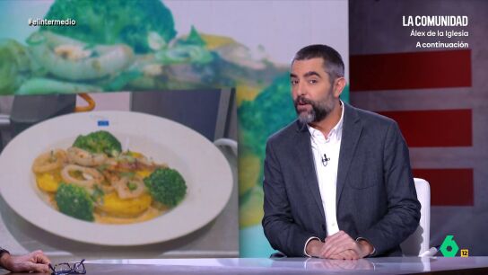 En este momento que ahora recupera El Intermedio, Dani Mateo se hac&iacute;a eco de la denuncia del europarlamentario del PP, Adri&aacute;n V&aacute;zquez, al encontrarse con una extra&ntilde;a versi&oacute;n del pulpo a la gallega en el comedor de la Euroc&aacute;mara.
